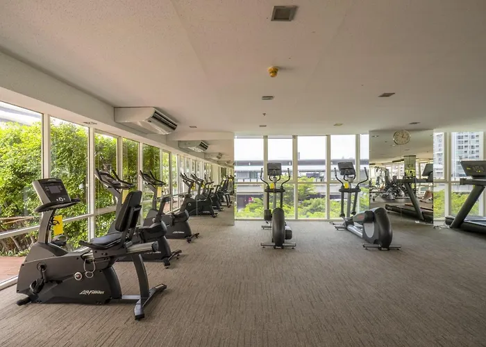 150m To Bts L Workspace L Pool And Gym L Sontana 公寓