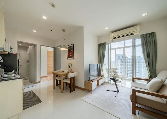 150m To Bts L Workspace L Pool And Gym L Sontana 公寓 *