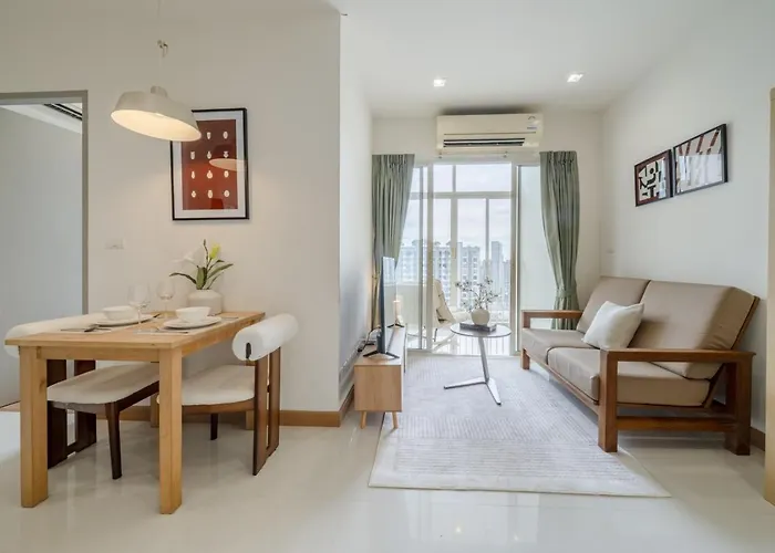 150m To Bts L Workspace L Pool And Gym L Sontana 公寓 *