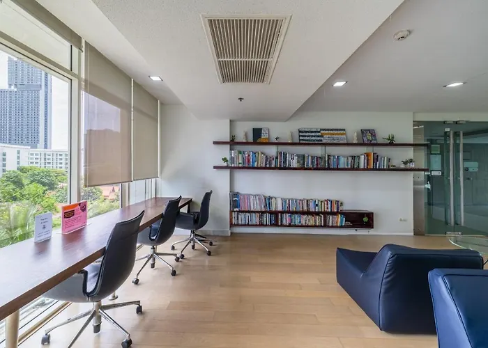 150m To Bts L Workspace L Pool And Gym L Sontana 公寓 曼谷